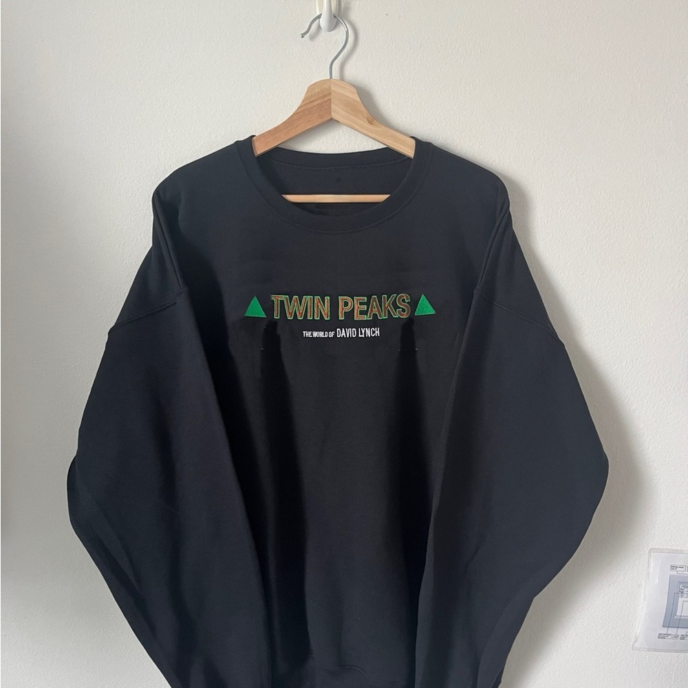 Black Twin Peaks David Lynch Logo Crewneck, Embroidery Dune Horror Film 90s TV